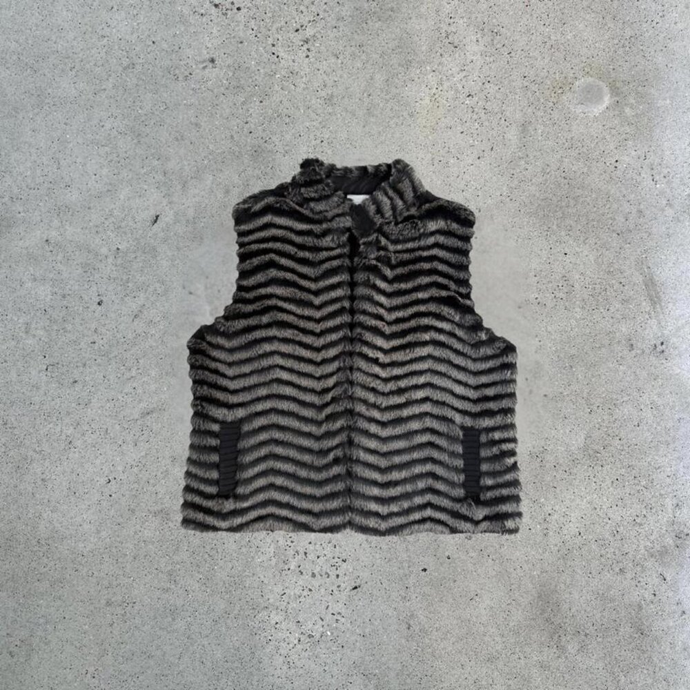 Black faux fur vest